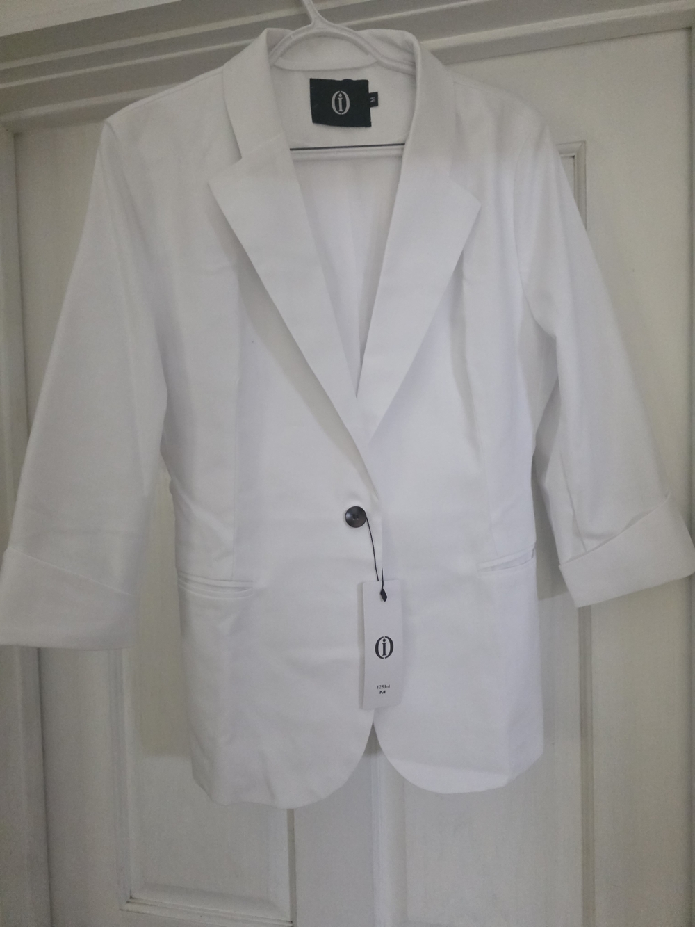 White Women's Tailored Blazer - Modern Single-Button Jacket